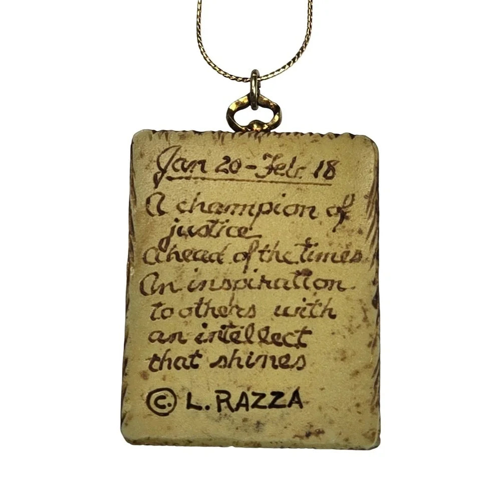 VTG 70s L. Razza Aquarius Zodiac Pendant Necklace Gold Tone Retro Gift Kitsch